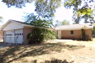 211 S Alexander Ave, Duncanville, TX 75116 - Photo 18