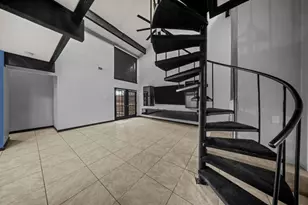 9302 Chimney Sweep Ln, Dallas, TX 75243 - Photo 10
