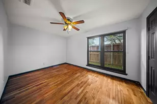 9302 Chimney Sweep Ln, Dallas, TX 75243 - Photo 16