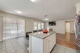 13529 Lost Spurs Rd, Fort Worth, TX 76262 - Photo 12
