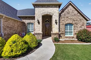164 Spring Meadow Dr, Springtown, TX 76082 - Photo 2