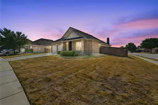 202 Belgian St, Waxahachie, TX 75165 - Photo 1