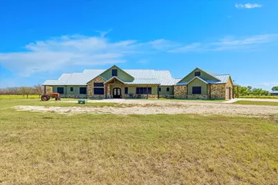 5921 Hawkeye Road, Krum, TX 76249 - Photo 2