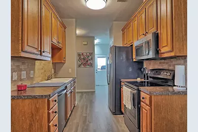 5721 Suncrest Drive, Athens, TX 75752 - Photo 4