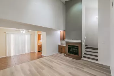 611 Lost Springs Court #B, Arlington, TX 76012 - Photo 4