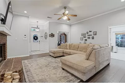 701 Carlisle Court, Lake Dallas, TX 75065 - Photo 10