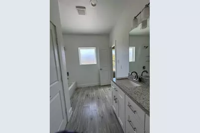 1318 Diceman Avenue, Dallas, TX 75203 - Photo 16