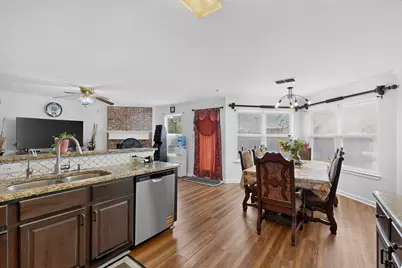 204 Centennial Place, Crowley, TX 76036 - Photo 6