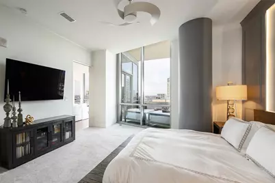 2200 Victory Avenue #2401, Dallas, TX 75219 - Photo 10