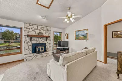4017 Dakota Trail, Granbury, TX 76048 - Photo 4