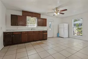 336 Belle St, Bedford, TX 76022 - Photo 12