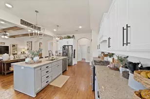 1110 Denton Creek Dr, Justin, TX 76247 - Photo 14