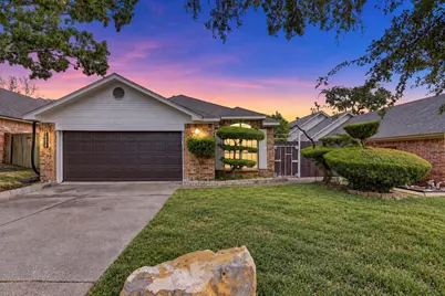 10634 Tall Oak Drive, Fort Worth, TX 76108 - Photo 1