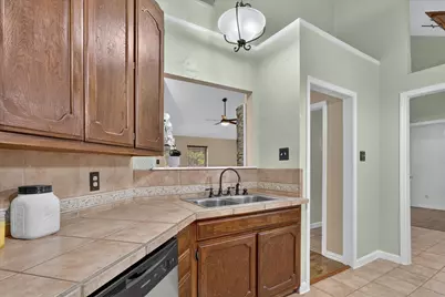 10634 Tall Oak Drive, Fort Worth, TX 76108 - Photo 12