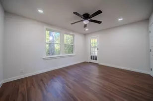 7054 Fairdale Ave, Dallas, TX 75227 - Photo 14
