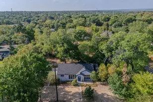 7054 Fairdale Ave, Dallas, TX 75227 - Photo 16