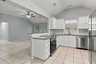 7305 Amber Drive, Watauga, TX 76148 - Photo 10