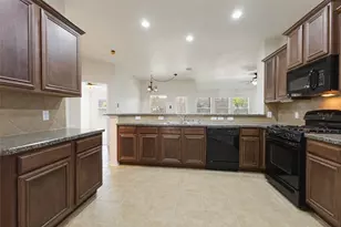 608 Byron Nelson Dr, McKinney, TX 75072 - Photo 8