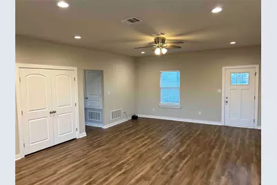 3840 Skylane Avenue, Corsicana, TX 75110 - Photo 2