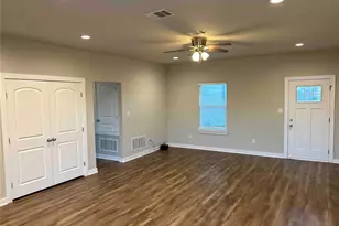 3840 Skylane Ave, Corsicana, TX 75110 - Photo 2