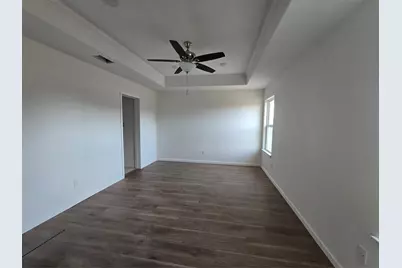 9401 Claudia Drive, Fort Worth, TX 76134 - Photo 4