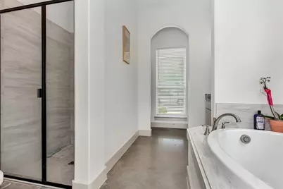 229 E 5th Street, Ferris, TX 75125 - Photo 16