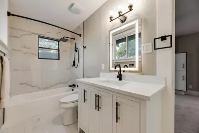 924 N Winnetka Avenue, Dallas, TX 75208 - Photo 26