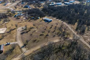 305 Cheyenne Dr, Runaway Bay, TX 76426 - Photo 34