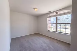 605 Crystal Falls Dr, McKinney, TX 75071 - Photo 10
