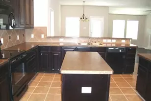 1008 Evers Dr, McKinney, TX 75071 - Photo 2