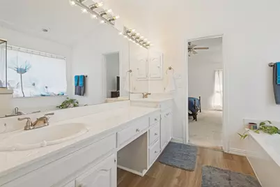 8914 Greenwood Trail, Rowlett, TX 75088 - Photo 16