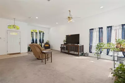 8914 Greenwood Trail, Rowlett, TX 75088 - Photo 4