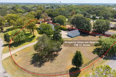 109 Lilac Lane, Gun Barrel City, TX 75156 - Photo 2