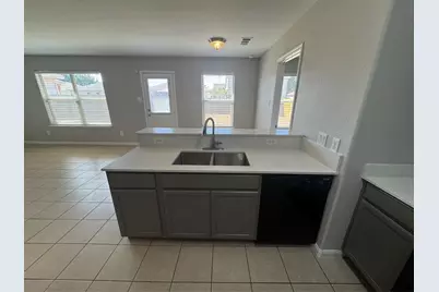 601 Hidden Dale Drive, Fort Worth, TX 76140 - Photo 6