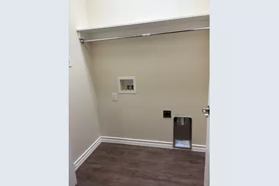 802 E 21st, Cisco, TX 76437 - Photo 10