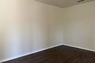 802 E 21st, Cisco, TX 76437 - Photo 6