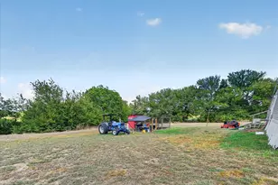 913 Co Rd 4232, Bonham, TX 75418 - Photo 28