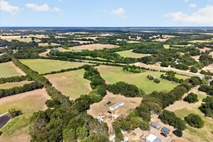 913 Co Rd 4232, Bonham, TX 75418 - Photo 30