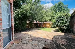 8648 Mill Creek Rd, Irving, TX 75063 - Photo 14