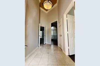 8648 Mill Creek Road, Irving, TX 75063 - Photo 2