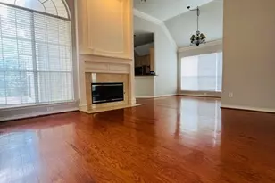 8648 Mill Creek Rd, Irving, TX 75063 - Photo 8