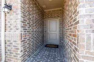 1500 Livermore Ln, Cleburne, TX 76033 - Photo 2