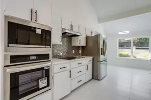 7717 Woodside Hl, Fort Worth, TX 76179 - Photo 10