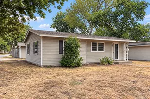 1549 Murray Dr, Garland, TX 75042 - Photo 4