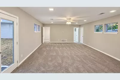 1549 Murray Drive, Garland, TX 75042 - Photo 12