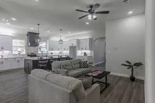 1336 E Fogg St, Fort Worth, TX 76115 - Photo 8