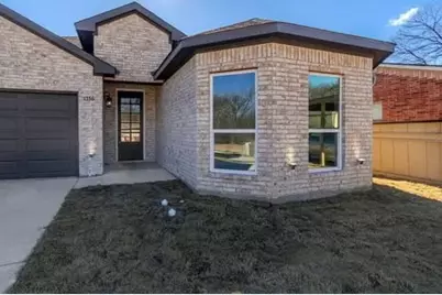 1336 E Fogg Street, Fort Worth, TX 76115 - Photo 2