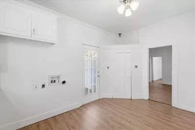 417 E Hughes Street, Collinsville, TX 76233 - Photo 24