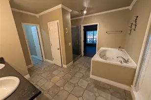 1940 Cedar Ridge Dr, Lewisville, TX 75067 - Photo 18