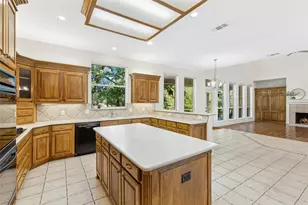 902 Glen Meadow Ct, Garland, TX 75044 - Photo 12